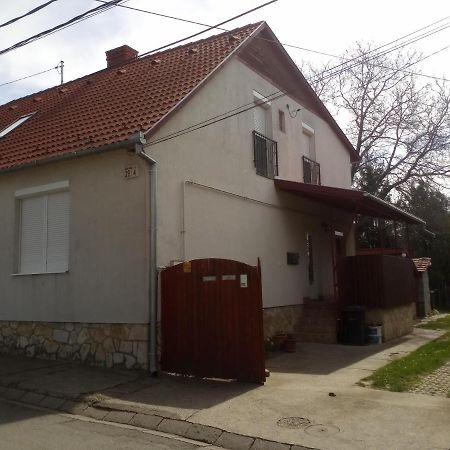 Budai Vam Apartmanhaz Pécs Exteriör bild