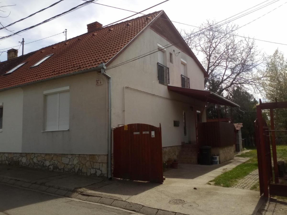 Budai Vam Apartmanhaz Pécs Exteriör bild