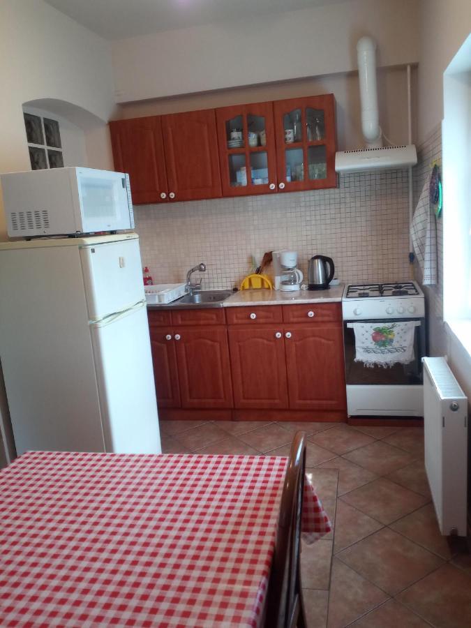 Budai Vam Apartmanhaz Pécs Exteriör bild