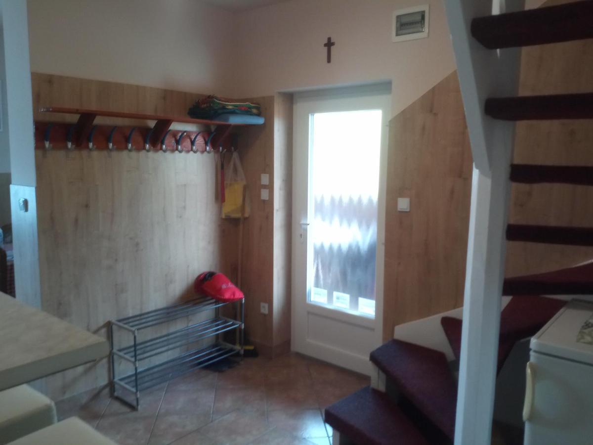 Budai Vam Apartmanhaz Pécs Exteriör bild