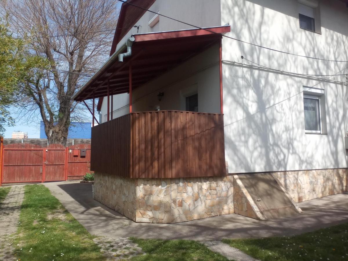 Budai Vam Apartmanhaz Pécs Exteriör bild